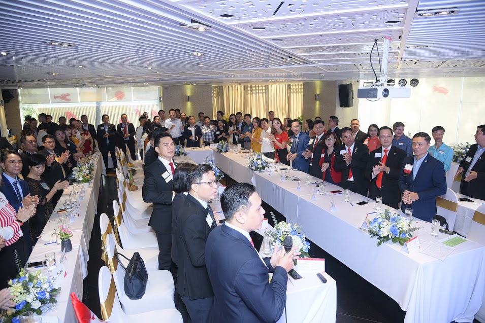 (Alphabiz Chapter – Lễ Chuyển Giao Ban Điều Hành)