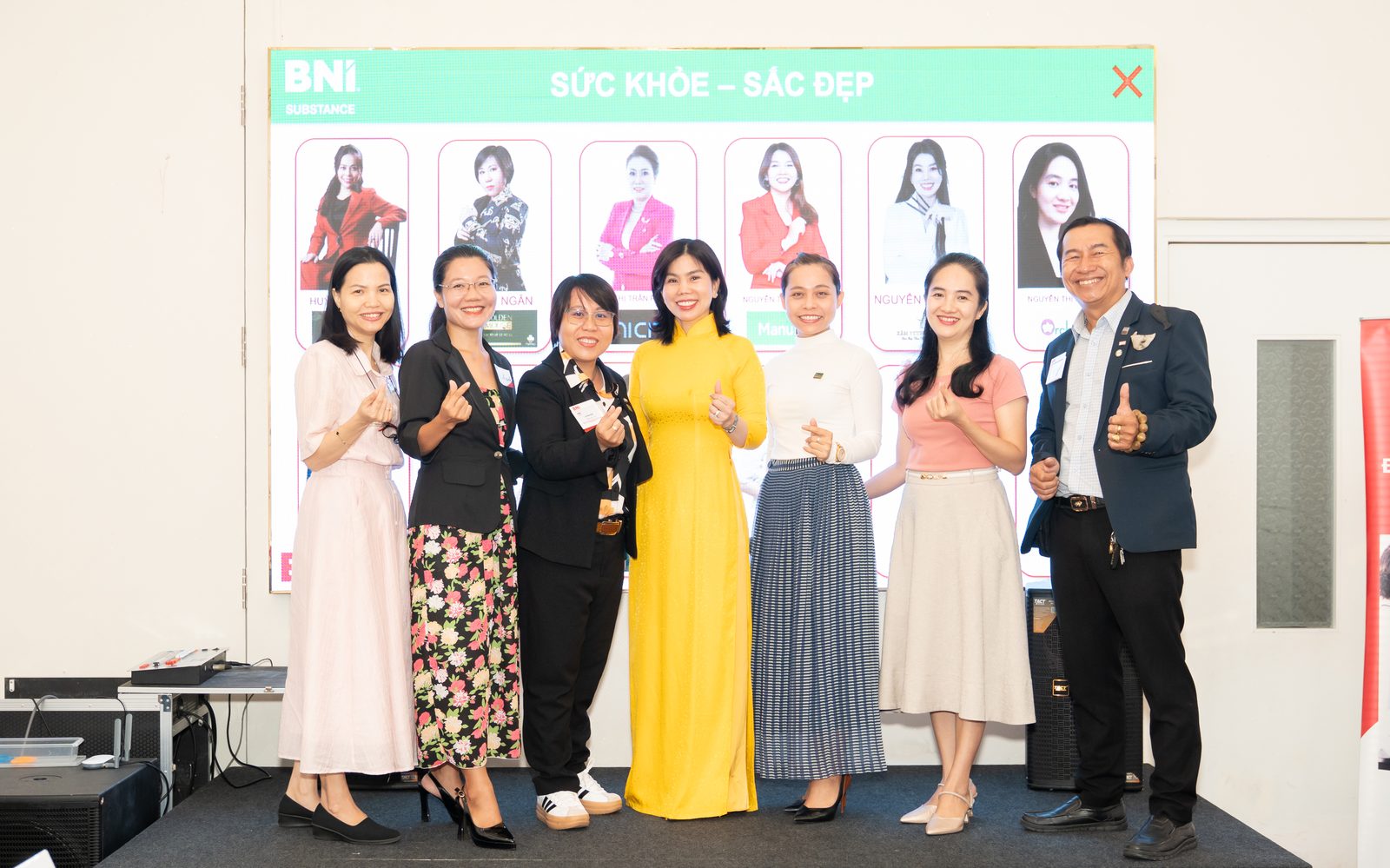 Power Team Sức khỏe – Sắc đẹp sau phần giới thiệu 30 giây.